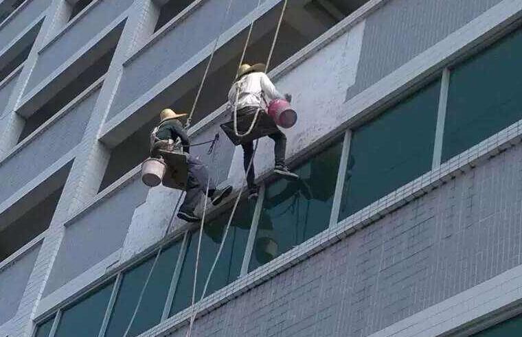 外墻防水刻不容緩，具體施工補漏方案如下